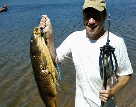 Il fucile per la pesca subacquea 1308 0 il fucile per la pesca subacquea_ok