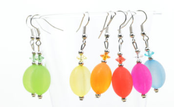 Materiali per creare orecchini e collane 1406 0 materiali_per_creare_orecchini_e_collane_ok2