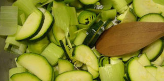 Zuppa fiori di zucchina 1449 0 zuppa_zucchine_ok