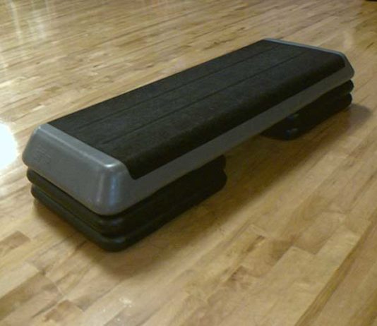 Lo step 1496 0 Sport – In palestra – Aerobica e dance