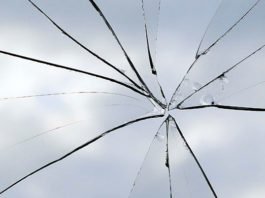 Come riparare una crepa in un acquario 1506 0 Manutenzione e pulizia acquario