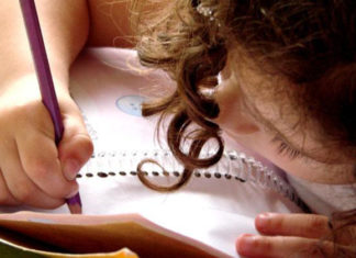 I grembiulini per la scuola 1514 0 i_grembiulini_per_la_scuola_ok