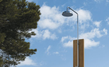 La doccia da giardino 1610 0 la_doccia_da_giardino