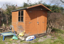 Il capanno degli attrezzi 1650 0 il_capanno_degli_attrezzi