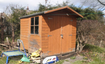 Il capanno degli attrezzi 1650 0 il_capanno_degli_attrezzi