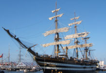 Il veliero Amerigo Vespucci 1690 0 l_amerigo_vespucci