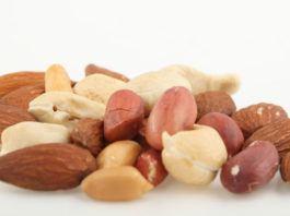 Pasticcini mandorle e nocciole 1696 0 pasticcini_nocciole