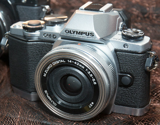 Olympus E-M10 1746 0 Olympus_E M10