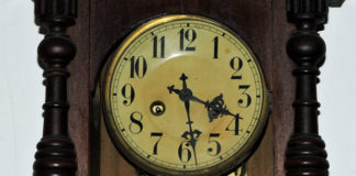 Orologi a pendolo 1761 0 Orologi_a_pendolo