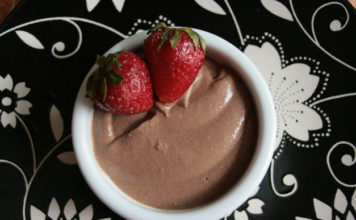 Mousse al cioccolato 1776 0 Mousse_al_cioccolato