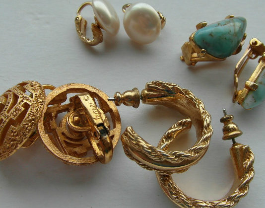 Collezionare gioielli d’epoca 1829 0 Collezionare_gioielli_d_epoca