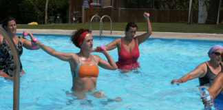 In piscina: l´aquagym 481 0 In piscina laquagym