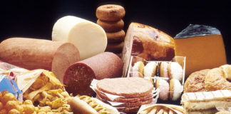 In piscina: gli orari dell´alimentazione 482 0 In piscina lalimentazione