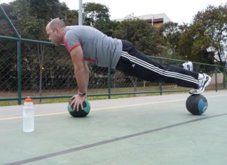 In palestra: la palla medica 518 0 In palestra la palla medica