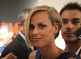 In piscina – Ritratti: Federica Pellegrini 554 0 In piscina Ritratti Federica Pellegrini