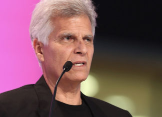 In piscina – Ritratti: Mark Spitz 556 0 In piscina Ritratti Spitz