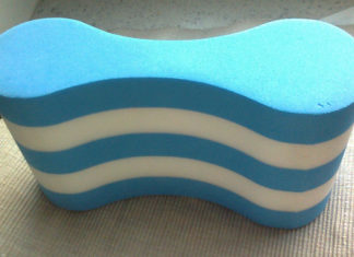 In piscina – Gli accessori 558 0 In piscina Gli accessori