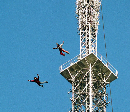 Il base jumping 677 0 2