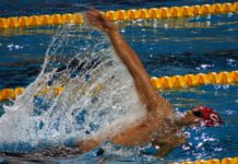 In piscina – il dorso 754 0 dorso