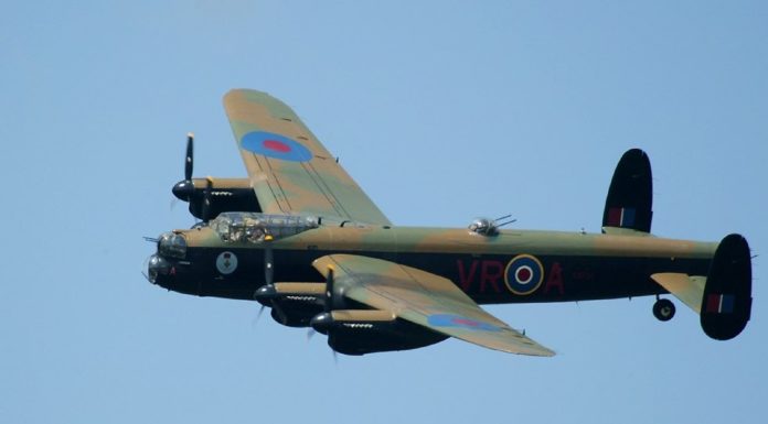 Aerei della seconda guerra mondiale: il Lancaster 894 0 Lancaster