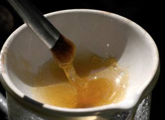 Le colle 917 0 Modellismo i materiali. Le colle