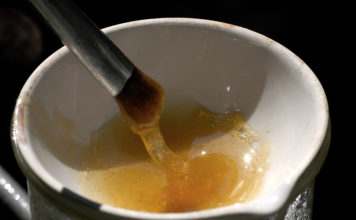 Le colle 917 0 Modellismo i materiali. Le colle