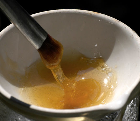 Le colle 917 0 Modellismo i materiali. Le colle