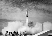 La V-2 919 0 MODELLISMO Vettori spaziali Missili. La V 2