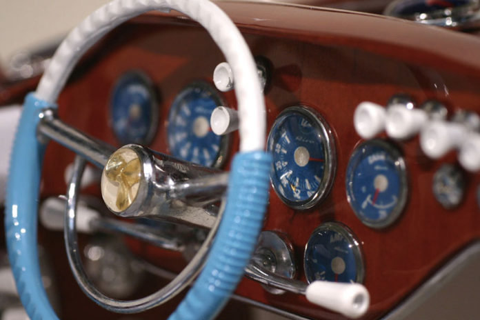 937 0 MODELLISMO   Imbarcazioni e navi   Barche a motore. I modellini Kiade