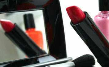 Cosmetici waterproof e long lasting 965 0 rossetti_shutterstock_14063551 copia